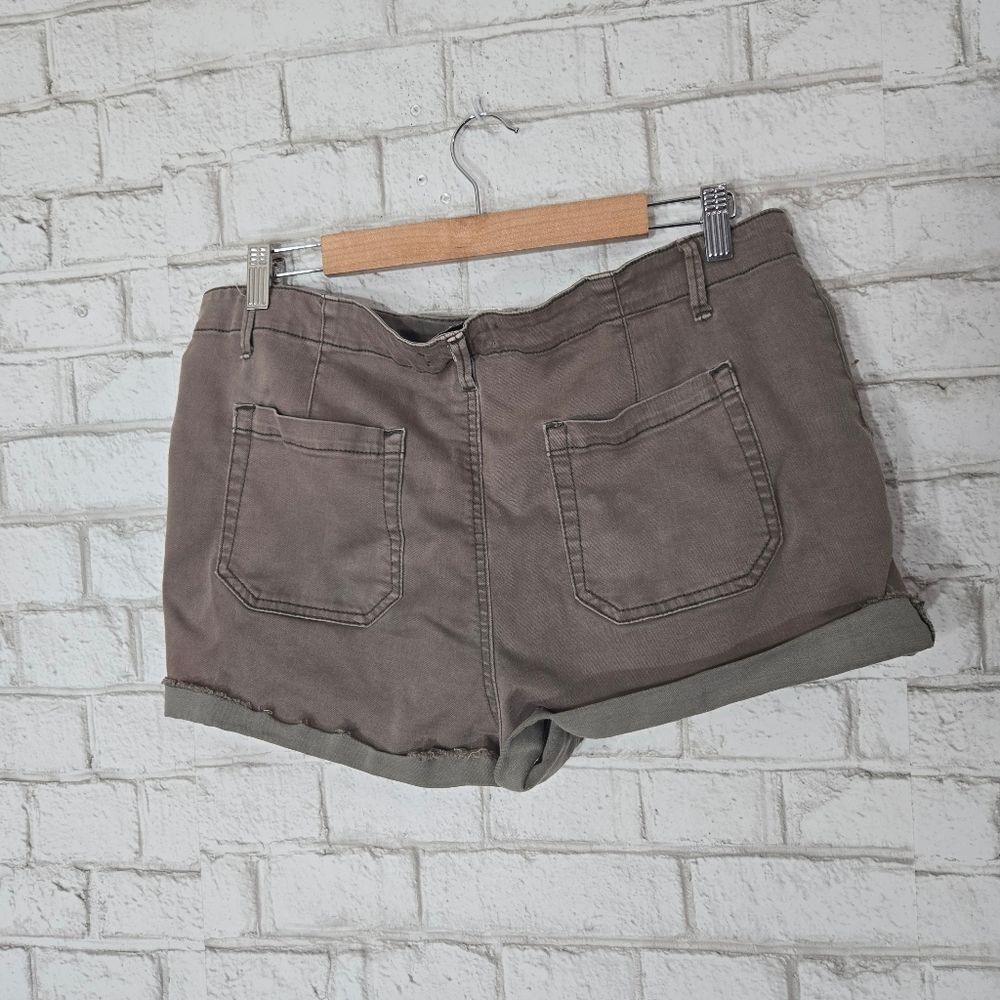 Knox Rose shorts - Picture 4 of 13